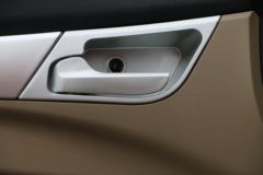 中国重汽 HOWO T5G重卡 340马力 4X2危险品牵引车(ZZ4187N361GE1W)