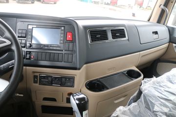 �й����� HOWO T5G�ؿ� 340���� 6X4 �ػ�������(ZZ1257N464GE1)ͼƬ