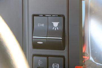 �й����� ���J5G�п� 180���� 4X2 6.75�������ػ���(ZZ1185K5113E1)ͼƬ