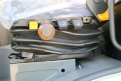 中国重汽 豪瀚J5G中卡 180马力 4X2 6.75米栏板载货车(ZZ1185K5113E1)