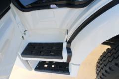 中国重汽 豪瀚J5G中卡 180马力 4X2 6.75米栏板载货车(ZZ1185K5113E1)