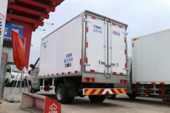 长安跨越王X5 1.5L 112马力 3.35米冷藏车(SC5031XLCFAD51)
