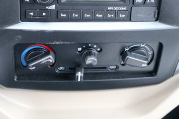 ������Խ��X5 1.5L 112���� 3.35����س�(SC5031XLCFAD51)ͼƬ