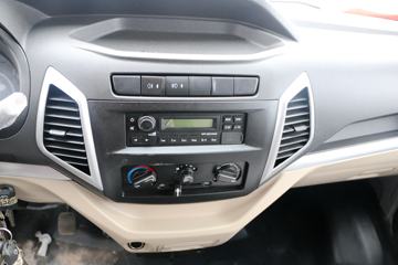 ������Խ��X5 1.5L 112���� 3.35����س�(SC5031XLCFAD51)ͼƬ