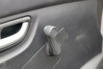 ������Խ��X5 1.5L 112���� 3.35����س�(SC5031XLCFAD51)ͼƬ