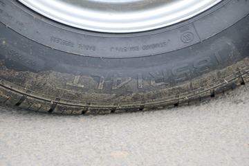 ������Խ��X5 1.5L 112���� 3.35����س�(SC5031XLCFAD51)ͼƬ