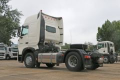 中国重汽 HOWO T7H重卡 400马力 4X2牵引车(ZZ4187V361HE1B)