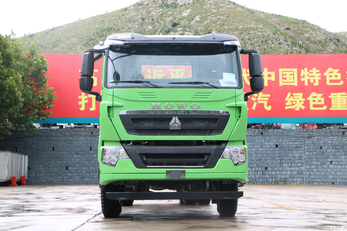 й HOWO T7Hؿ 400 6X4 5.8ж(ZZ3257N414HE1)                                                
