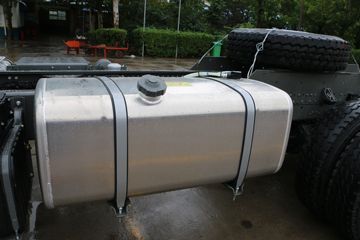 �й����� HOWO T7H�ؿ� 400���� 6X4 5.8����ж��(ZZ3257N414HE1)ͼƬ