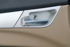 中国重汽 豪瀚J5G重卡 310马力 6X2 中置轴轿运车底盘(ZZ1225N50C3E1) 中国重汽 豪瀚J5G重卡 310马力 6X2 中置轴轿运车底盘(ZZ1225N50C3E1)