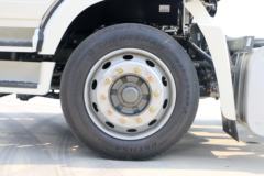 中国重汽 豪瀚J5G重卡 310马力 6X2 中置轴轿运车底盘(ZZ1225N50C3E1) 中国重汽 豪瀚J5G重卡 310马力 6X2 中置轴轿运车底盘(ZZ1225N50C3E1)