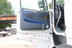 中国重汽 HOWO T7H重卡 440马力 6X4牵引车(12挡)(ZZ4257V324HE1B) 中国重汽 HOWO T7H重卡 440马力 6X4牵引车(12挡)(ZZ4257V324HE1B)