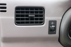 长安跨越 V3 2016款 5座 88马力 88马力 1.2L面包车