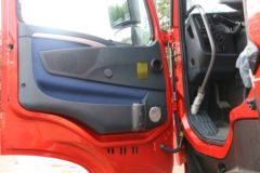 中国重汽 HOWO T7H重卡 440马力 8X4 8米自卸车(ZZ3317V426HE1)