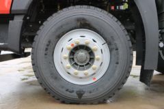 中国重汽 HOWO T7H重卡 440马力 8X4 8米自卸车(ZZ3317V426HE1)