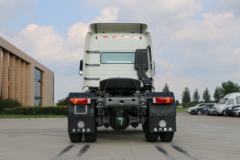 中国重汽 豪瀚J5G重卡 340马力 4X2牵引车(9挡)(ZZ4185N3613E1)