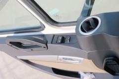 中国重汽 豪瀚J5G重卡 340马力 4X2牵引车(9挡)(ZZ4185N3613E1)