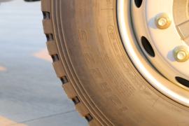 豪瀚J7B&nbsp;载货车底盘                                                图片