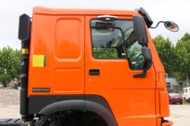 HOWO-7&nbsp;牵引车外观                                                图片