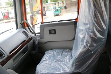 �й����� HOWO�ؿ� 380���� 6X4ǣ����(ZZ4257N3247E1B)ͼƬ