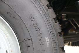 HOWO A7&nbsp;自卸车底盘                                                图片