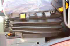 中国重汽 豪瀚J7B重卡 380马力 6X4牵引车(ZZ4255N3246E1) 中国重汽 豪瀚J7B重卡 380马力 6X4牵引车(ZZ4255N3246E1)