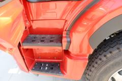 中国重汽 豪瀚J7B重卡 380马力 6X4牵引车(ZZ4255N3246E1) 中国重汽 豪瀚J7B重卡 380马力 6X4牵引车(ZZ4255N3246E1)