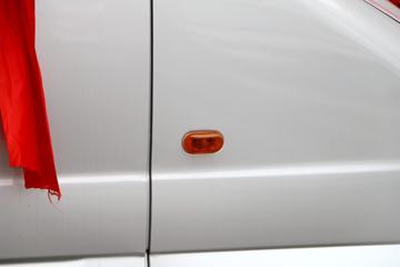 ������Խ �±�MINI 1.2L 88���� 2.55��˫������΢��(��˫̥)ͼƬ