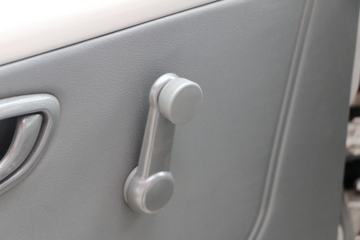 ������Խ �±�MINI 1.2L 88���� 2.55��˫������΢��(��˫̥)ͼƬ