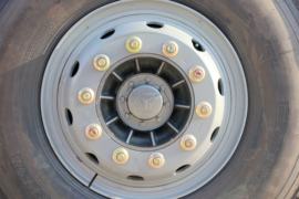 豪瀚J7B&nbsp;自卸车底盘                                                图片