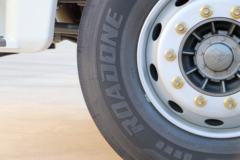 中国重汽 豪瀚J7G重卡 430马力 6X4 CNG牵引车(16挡)(ZZ4255N3847E1C)