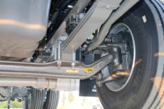 中国重汽 豪瀚J7G重卡 430马力 6X4 CNG牵引车(16挡)(ZZ4255N3847E1C)