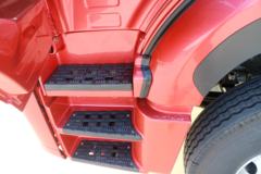 中国重汽 豪瀚J7G重卡 430马力 6X4 LNG危险品牵引车(ZZ4255N3847E1LW) 中国重汽 豪瀚J7G重卡 430马力 6X4 LNG危险品牵引车(ZZ4255N3847E1LW)