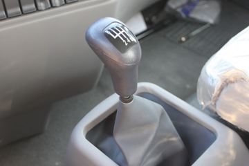 �������ó� ����п� 140���� 4X2 6.2���Ű������ػ���ͼƬ