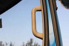 东风商用车 天锦中卡 140马力 4X2 6.2米排半栏板载货车(DFL1160BX7)