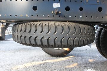 �������ó� ����п� 140���� 4X2 6.2���Ű������ػ���ͼƬ