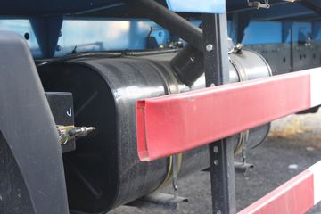 �������ó� ����п� 140���� 4X2 6.2���Ű������ػ���ͼƬ