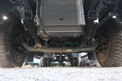 东风商用车 天锦中卡 140马力 4X2 6.2米排半栏板载货车(DFL1160BX7)