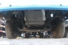 东风商用车 天锦中卡 140马力 4X2 6.2米排半栏板载货车(DFL1160BX7)