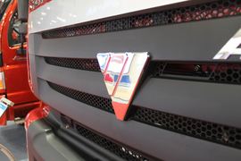 欧曼CTX&nbsp;牵引车外观                                                图片