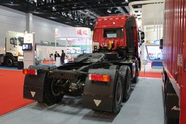 欧曼CTX&nbsp;牵引车外观                                                图片