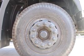 东风天龙KC&nbsp;混凝土搅拌车底盘                                                图片