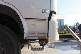 东风天龙KC&nbsp;混凝土搅拌车外观                                                图片