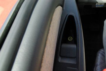 欧曼ETX&nbsp;混凝土搅拌车驾驶室                                               图片