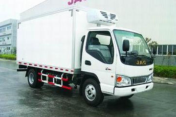 江淮 威铃 120马力 4X2 冷藏车(中集牌)(ZJV5082XLCSD)