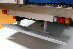 庆铃 五十铃 130马力 4X2 冷藏车(中集牌)(ZJV5043XLCSD)