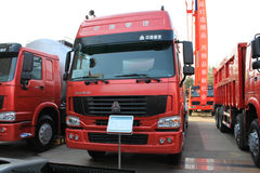 中国重汽 HOWO 266马力 8X4 运油车(程力威牌)(CLW5310GYYZ3) 中国重汽 HOWO 266马力 8X4 运油车(程力威牌)(CLW5310GYYZ3)