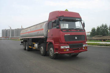 中国重汽 斯太尔王 266马力 8X4 油罐车(绿叶牌)(JYJ5311GJYC)