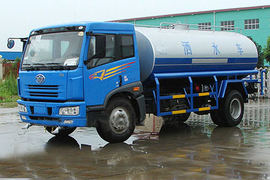 悍威J5M&nbsp;洒水车/喷洒车外观图片