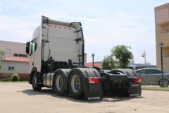 斯堪尼亚 新R系列重卡 500马力 6X2R牵引车(型号R500)